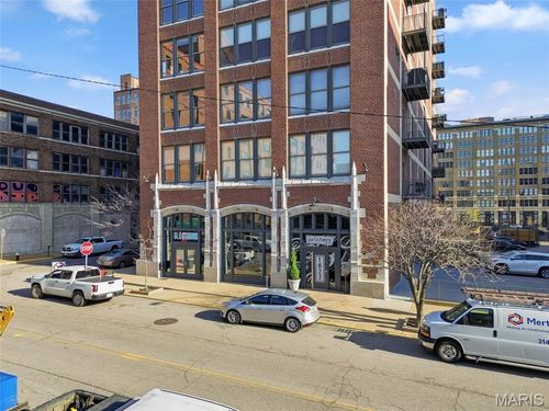 apt-305-1627 Locust St, Saint Louis, MO, 63103-1880 | Card Image