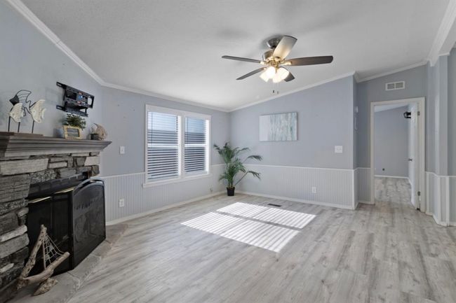 737 Lake Shore Dr, House other with 3 bedrooms, 2 bathrooms and 2 parking in Trinity TX | Image 16