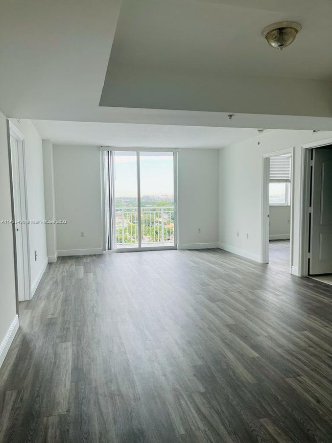 APT-802 - 60 Nw 37 Th Ave, Condo with 2 bedrooms, 2 bathrooms and null parking in Miami FL | Image 8