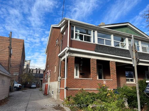 2 Dearbourne Ave, Toronto, ON, M4K1M7 | Card Image
