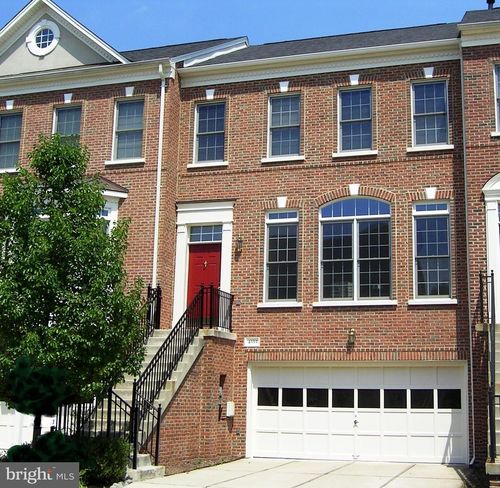 4555 Fair Valley Dr, FAIRFAX, VA, 22033-3814 | Card Image
