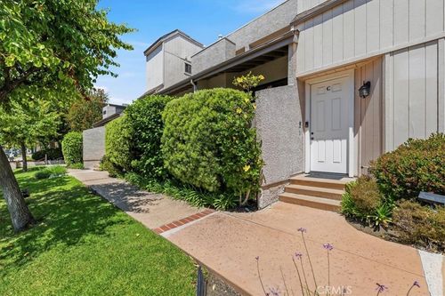 c-15129 Magnolia Blvd, Sherman Oaks, CA, 91423-1618 | Card Image