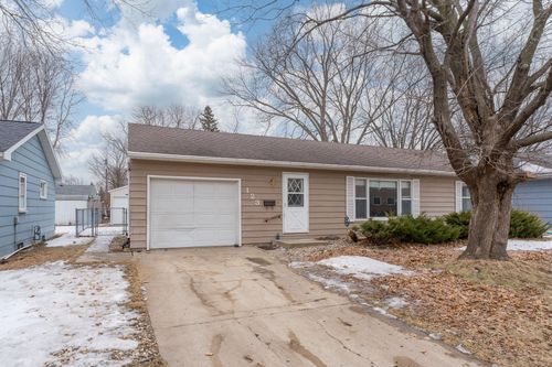 123 Knollcrest Dr, Mankato, MN, 56001-4338 | Card Image