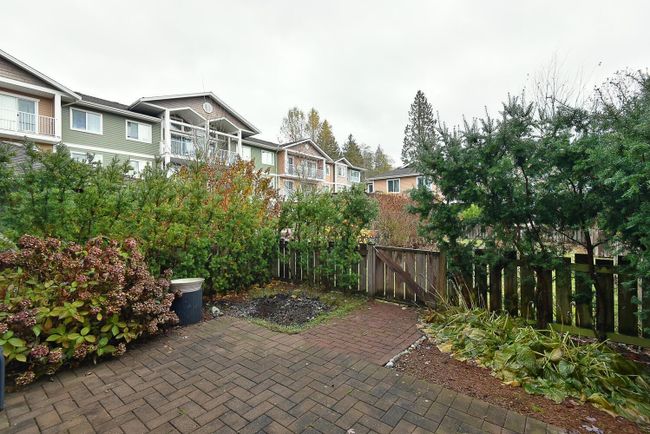 3 - 624 Shaw Road, Townhouse with 3 bedrooms, 2 bathrooms and 2 parking in Gibsons BC | Image 27
