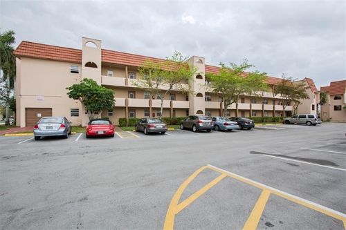 111-8060 N Sunrise Lakes Dr, Sunrise, FL, 33322-1682 | Card Image