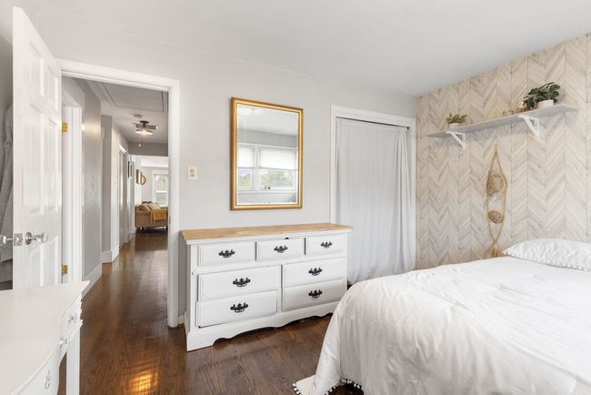 10830 S Tripp Ave, House other with 3 bedrooms, 2 bathrooms and 2 parking in Oak Lawn IL | Image 16