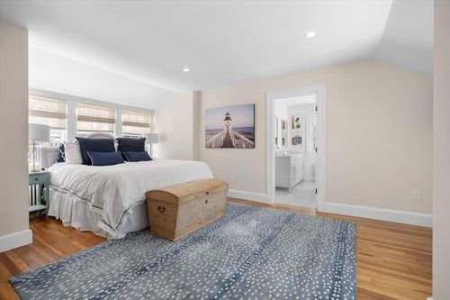 1 Squirrel Hill Ln, Hingham, MA, 02043-1525 | Card Image