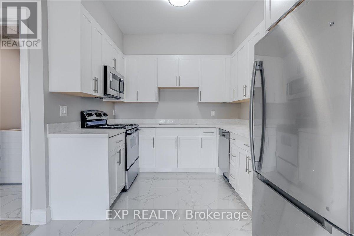 Residential Lease in Pelham (Fonthill) 4