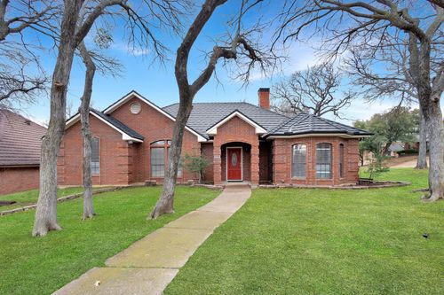 717 Ashley Dr, Hurst, TX, 76054-2034 | Card Image