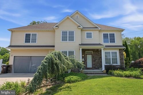 1935 Hulmeville Rd, BENSALEM, PA, 19020-7610 | Card Image