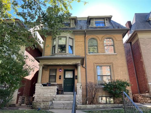 4390 Mcpherson Ave, Saint Louis, MO, 63108-2706 | Card Image