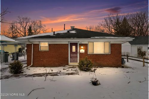 1004 Birch Ave, Maumee, OH, 43537-3029 | Card Image