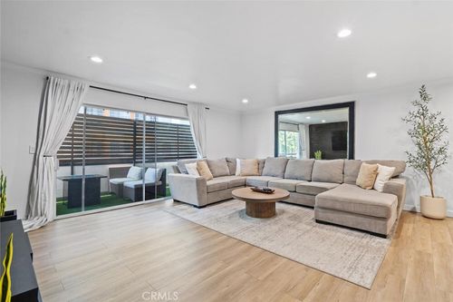 24-14414 Addison St, Sherman Oaks, CA, 91423-2248 | Card Image