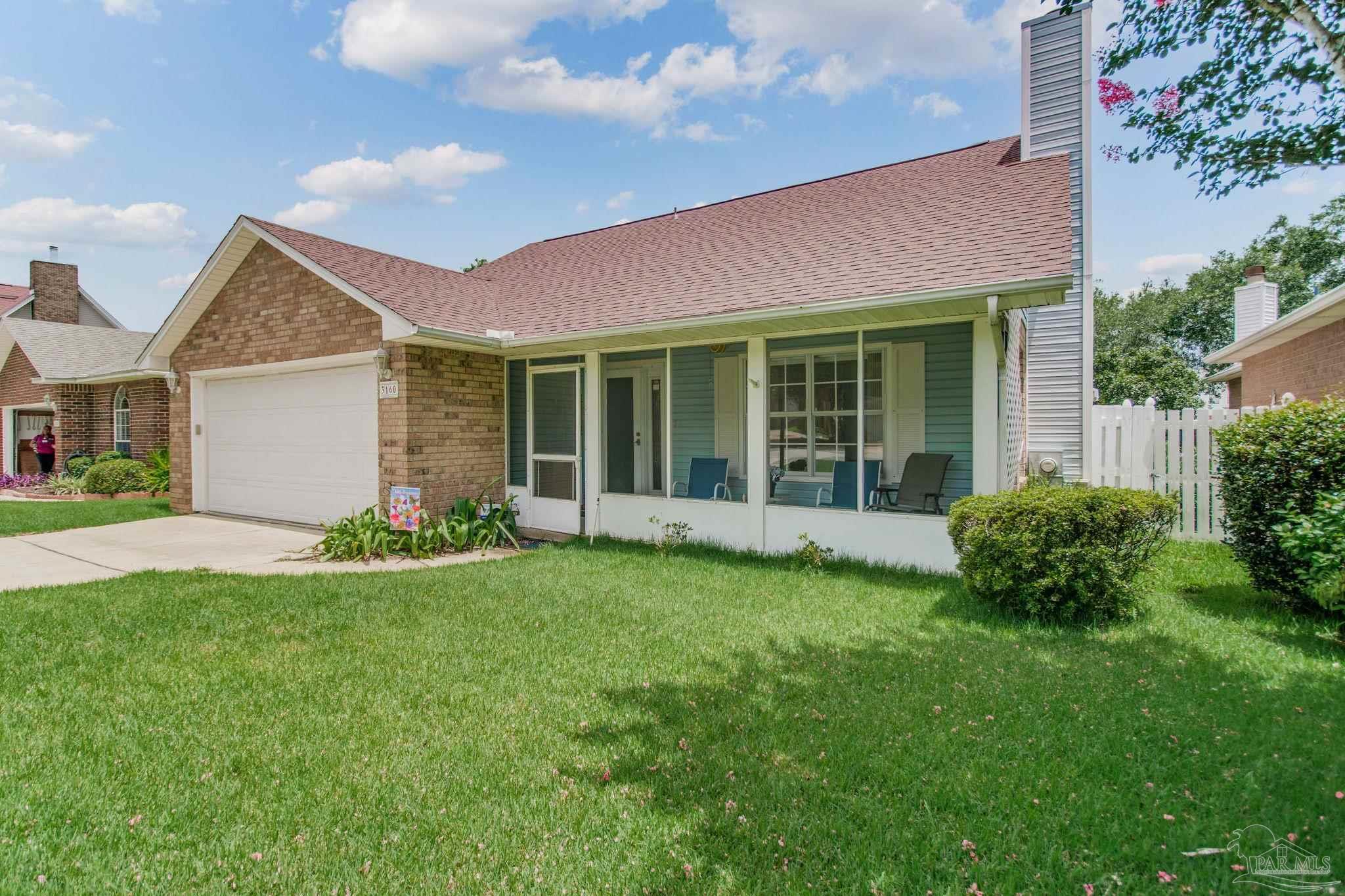 Leesburg Sq, Pensacola, FL 32504
