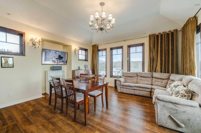 5 Elveden Point Sw, Home with 4 bedrooms, 5 bathrooms and 6 parking in Calgary AB | Image 13