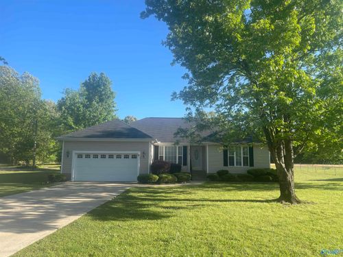 2113 Tillison Rd, Gadsden, AL, 35903-1352 | Card Image