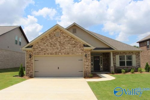 127 Saddle St, New Market, AL, 35761-2801 | Card Image