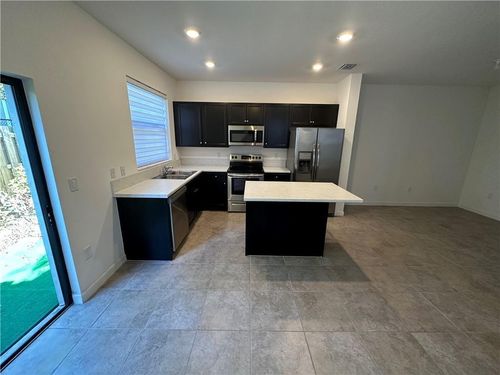 377-377 Ne 208th Ter, Miami, FL, 33179-2219 | Card Image