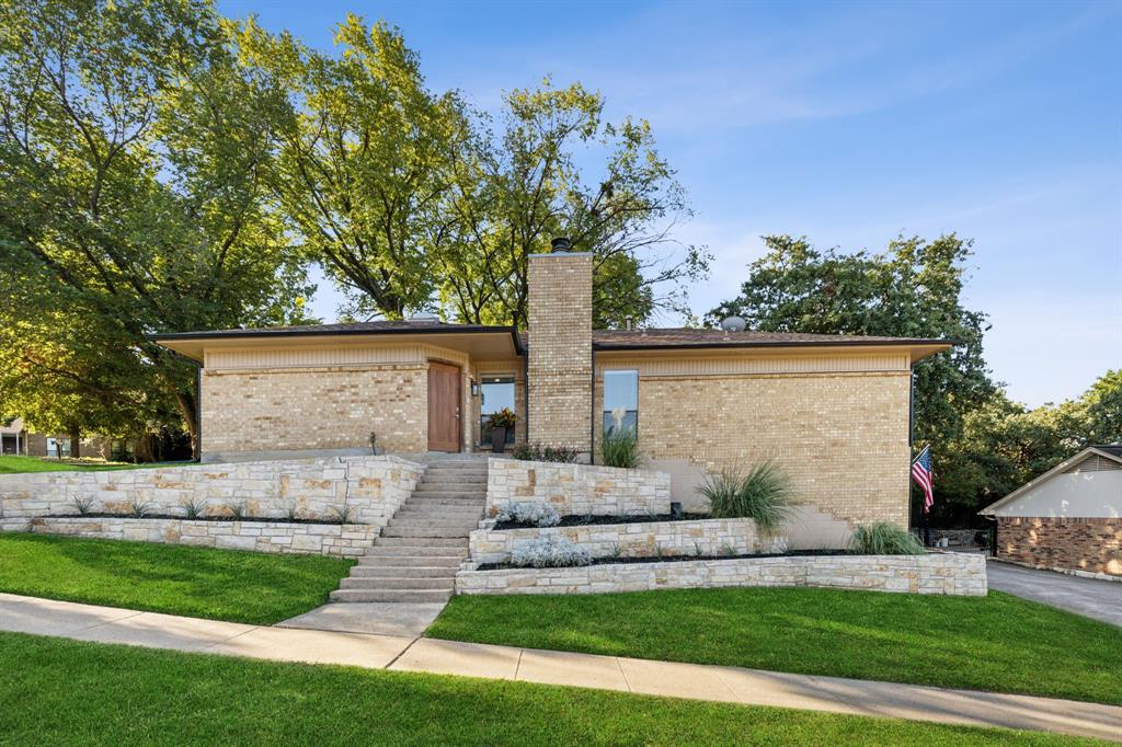 Crooked Oak Ct, Arlington, TX 76012