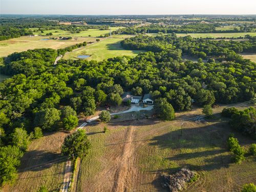 4700 S Potter Shop Rd, Cross Roads, TX, 76227-2585 | Card Image