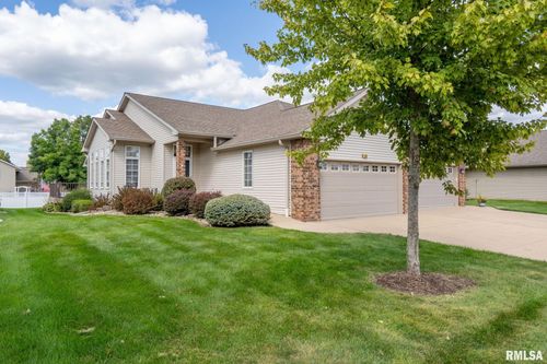 1105 18th Ave, Silvis, IL, 61282-2202 | Card Image