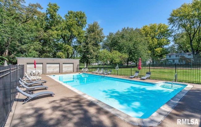 5B - 1337 21 St Ave, Condo with 2 bedrooms, 2 bathrooms and null parking in Rock Island IL | Image 30