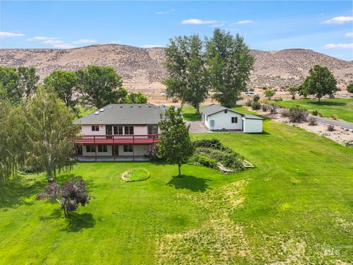 19010 Highway 30, Buhl, ID, 83316-5060 | Card Image
