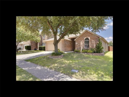 408 Mystic River Trl, Fort Worth, TX, 76131-4553 | Card Image