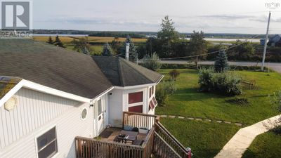 345 Toney Bay Rd, Home with 4 bedrooms, 5 bathrooms and null parking in Port Howe NS | Image 3