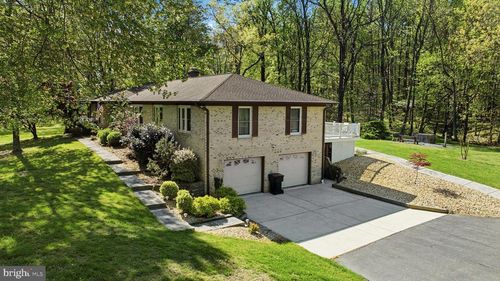 4465 Camelot Dr, POMFRET, MD, 20675-3262 | Card Image