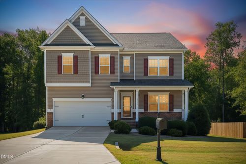 2579 Valley Dr, Clayton, NC, 27520-9108 | Card Image