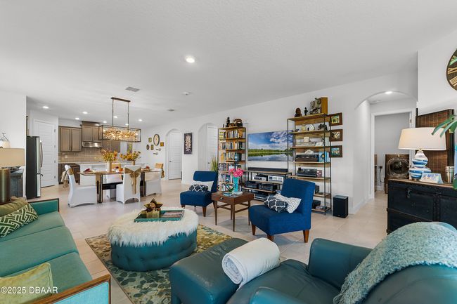 Open and Bright | Image 14