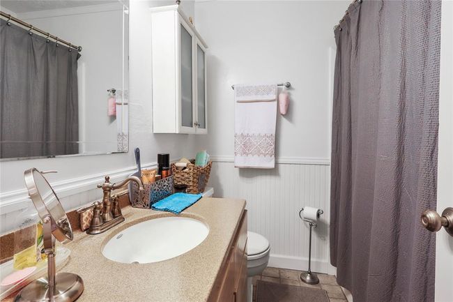 PRIMARY BATH | Image 16