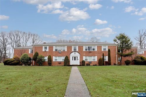 apt-d-16D Rolling Ridge Rd, Montvale, NJ, 07645-1561 | Card Image