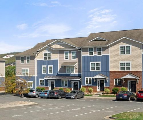 1302-1600 Wards Ferry Rd, Lynchburg, VA, 24502-2482 | Card Image