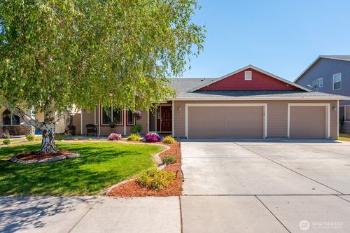 206 I St Ne, Quincy, WA, 98848-9368 | Card Image