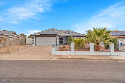 417 E Rolly St, Henderson, NV, 89011-5358 | Card Image