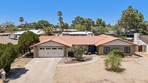 2914 E Beryl Ave, Phoenix, AZ, 85028-3804 | Card Image