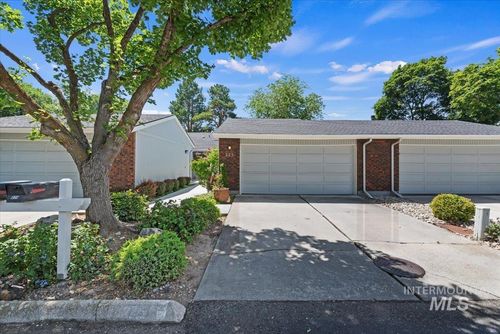275 W Arrowrock Ln, Boise, ID, 83706 | Card Image
