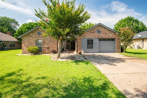 306 Hackberry Dr, Greenville, TX, 75402-8025 | Card Image