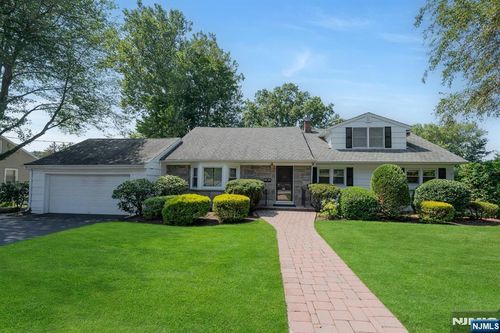 59 Colonial Rd, Emerson, NJ, 07630-1406 | Card Image