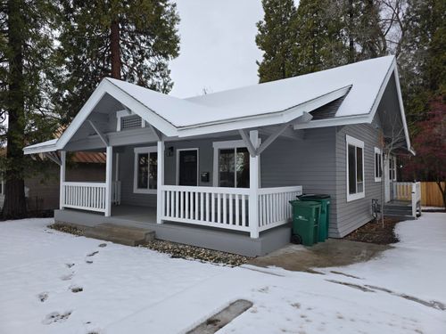 1815 Earle Street, Klamath Falls, OR, 97601 | Card Image