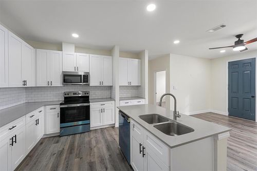 b103-2130 Aldine Mail Route Rd, Houston, TX, 77039-5504 | Card Image