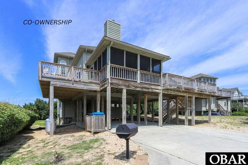 102 Ships Watch Dr, Duck, NC, 27949-4636 | Card Image