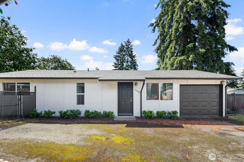 11829 Se 318th Pl, Auburn, WA, 98092-3603 | Card Image