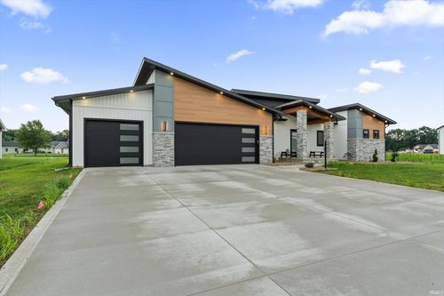 53284 Winfield Ct, Bristol, IN, 46507-1320 | Card Image