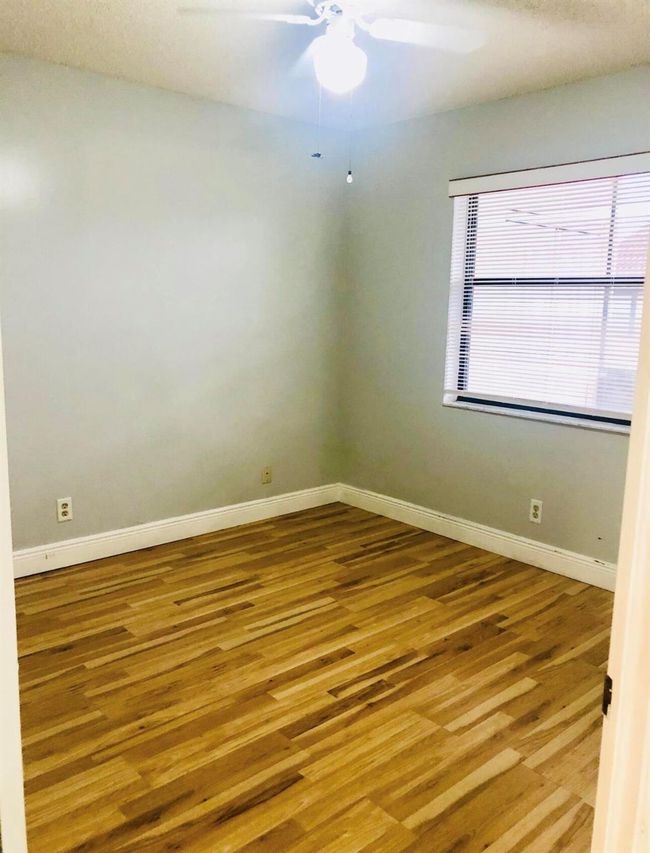 201 - 4695 Lucerne Lakes 201 Boulevard, Condo with 2 bedrooms, 2 bathrooms and null parking in Lake Worth FL | Image 6
