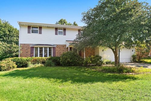 5848 Weymouth Dr, Rockford, IL, 61114-5549 | Card Image