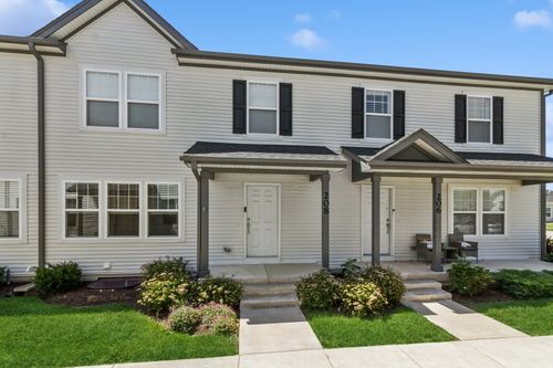 208 S Walnut St, Cortland, IL, 60112-4209 | Card Image