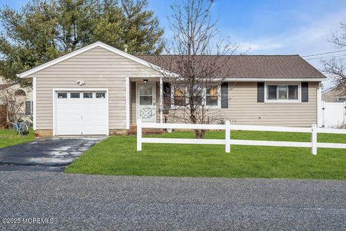 51 Burnt Bridge Ave, Brick, NJ, 08724-2760 | Card Image